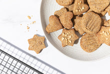 Load image into Gallery viewer, Cinnamon and Spice Biscuit Mix